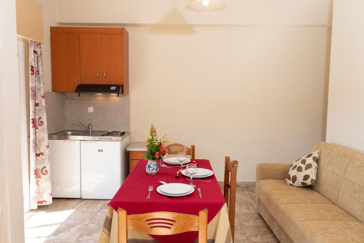 Lorenzo House Apartments Lassi  Ngoại thất bức ảnh