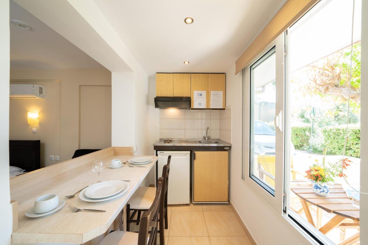 Lorenzo House Apartments Lassi  Ngoại thất bức ảnh